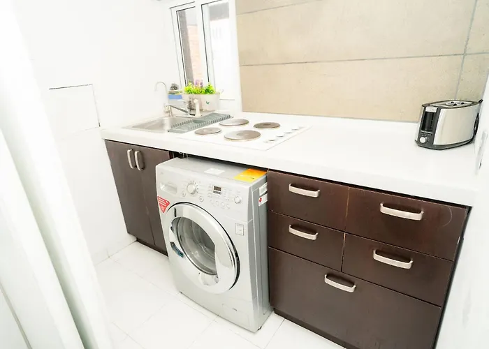 Modern 2br By Iconic Angel De La Independencia Apartamento